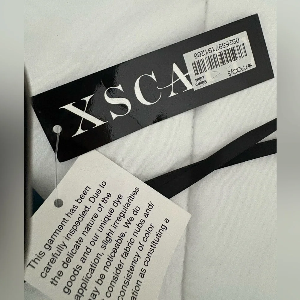 🆕 XSCAPE one shoulder gown in emerald green - Picture 5 of 6